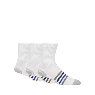 Debenhams Basics Pack of three white technical sports socks